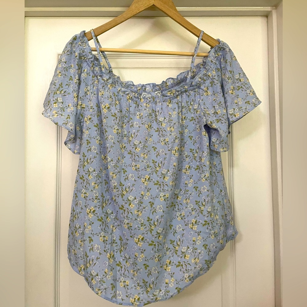 NWT Hippie Rose Blouse